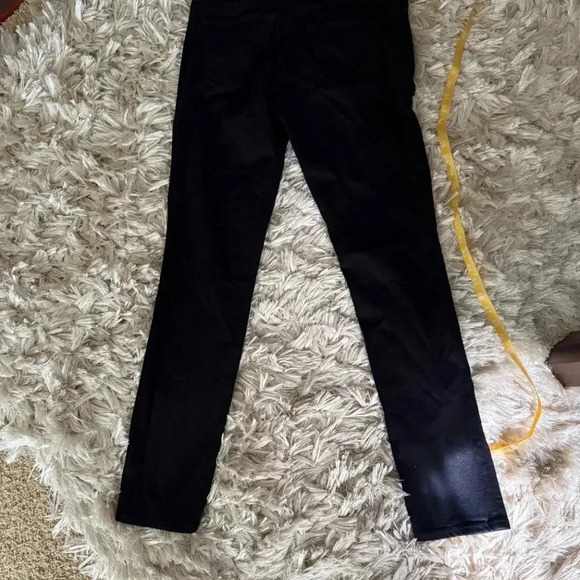 AG Denim The Stilt cigarette leg in black size 29R - Picture 7 of 11